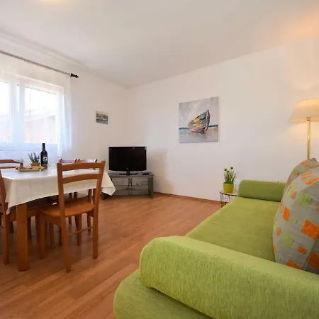 Uto Apartmán